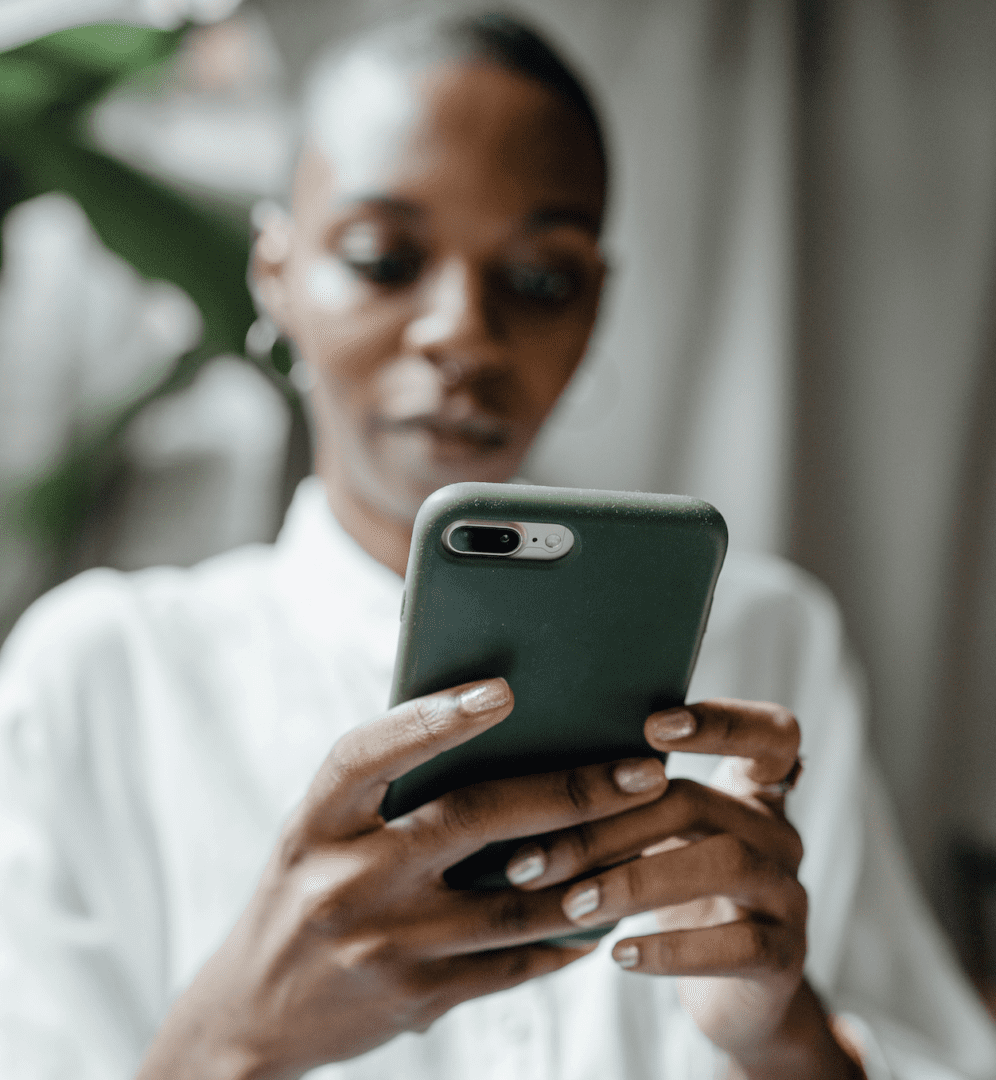 9 Mental Health Saving Tips to Manage Social Media FOMO