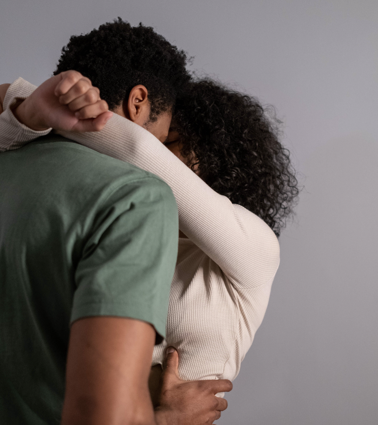4 Proven Strategies to Rebuildint Trust in Relationships